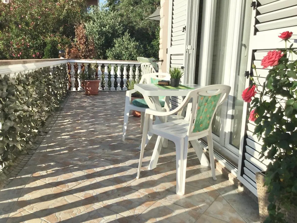 Great Holidays At Apartments Nada&Metti In Medulin