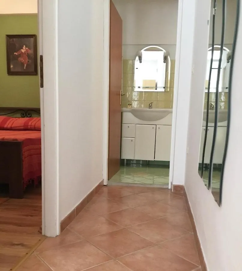 Great Holidays At Apartments Nada&Metti In Medulin