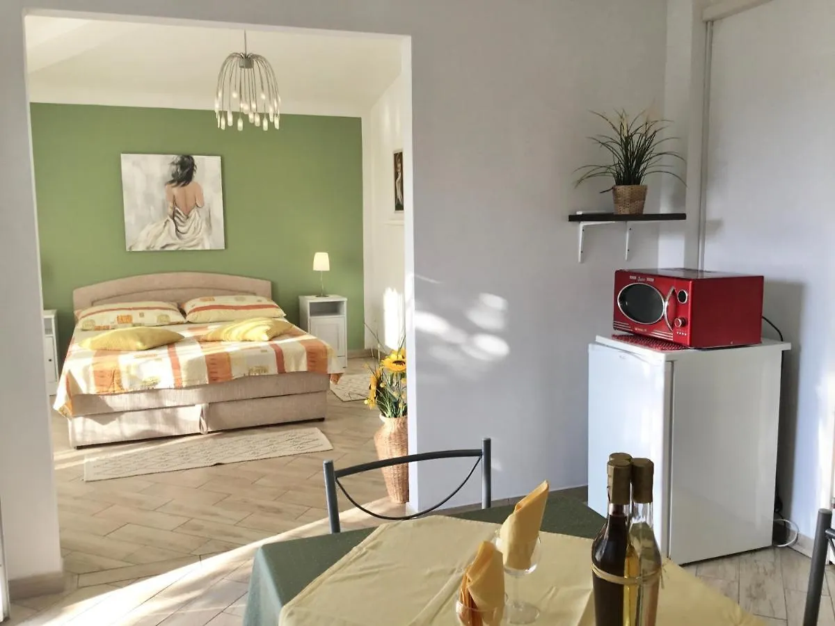 Great Holidays At Apartments Nada&Metti In Medulin