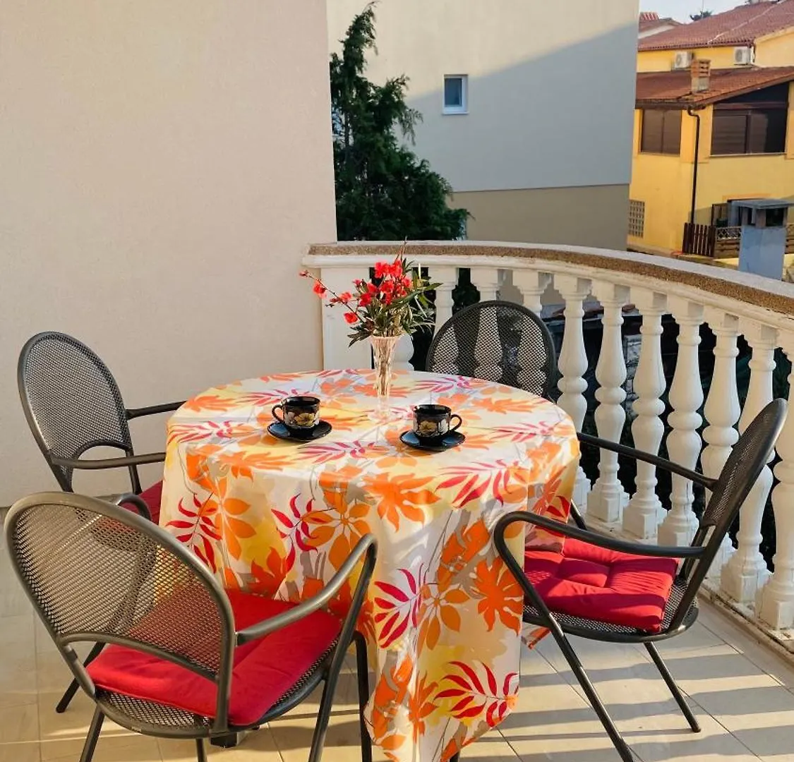 Great Holidays At Apartments Nada&Metti In Medulin Croatia