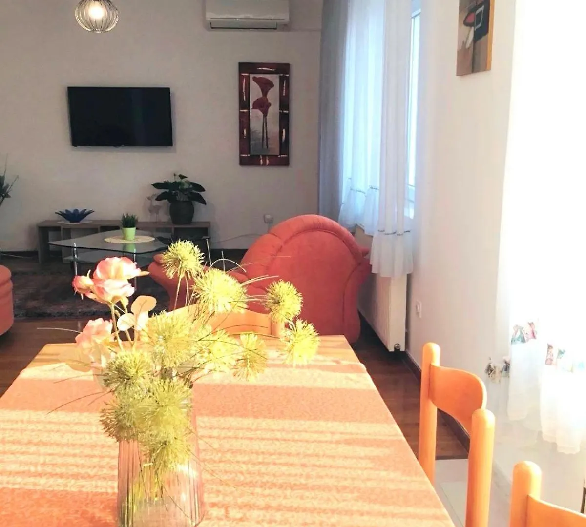 Great Holidays At Apartments Nada&Metti In Medulin 0*,