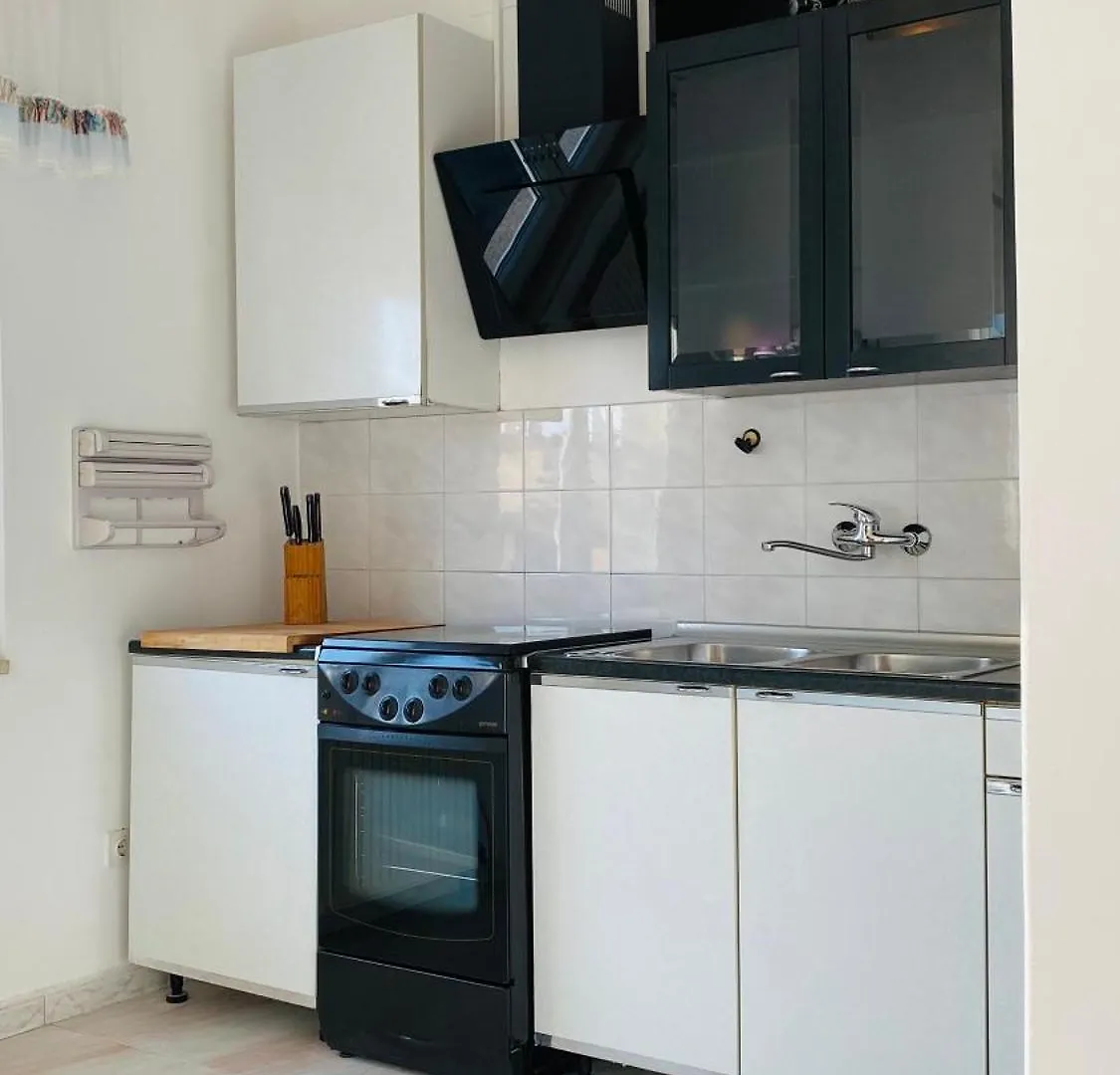 Great Holidays At Apartments Nada&Metti In Medulin