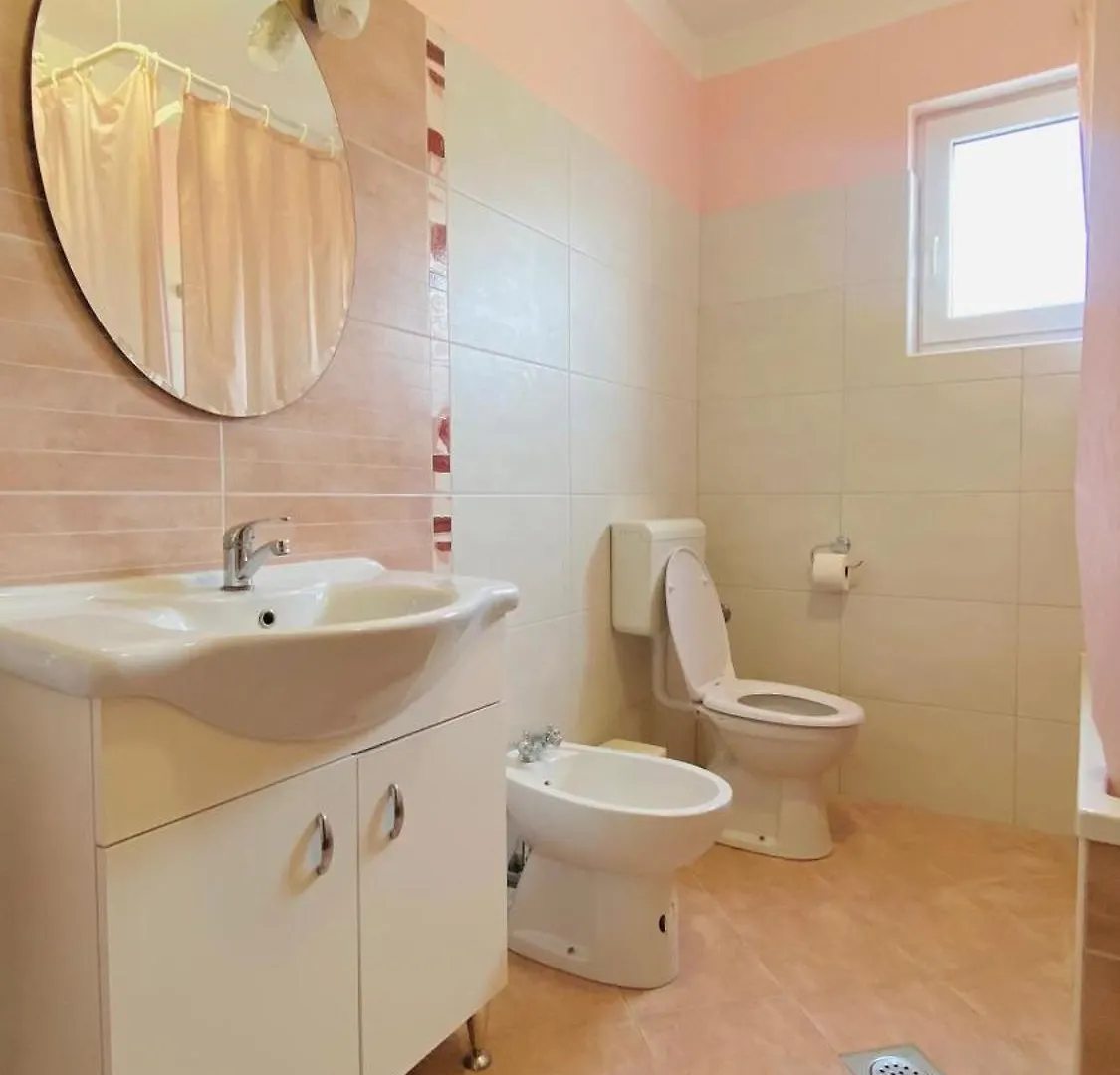 Great Holidays At Apartments Nada&Metti In Medulin