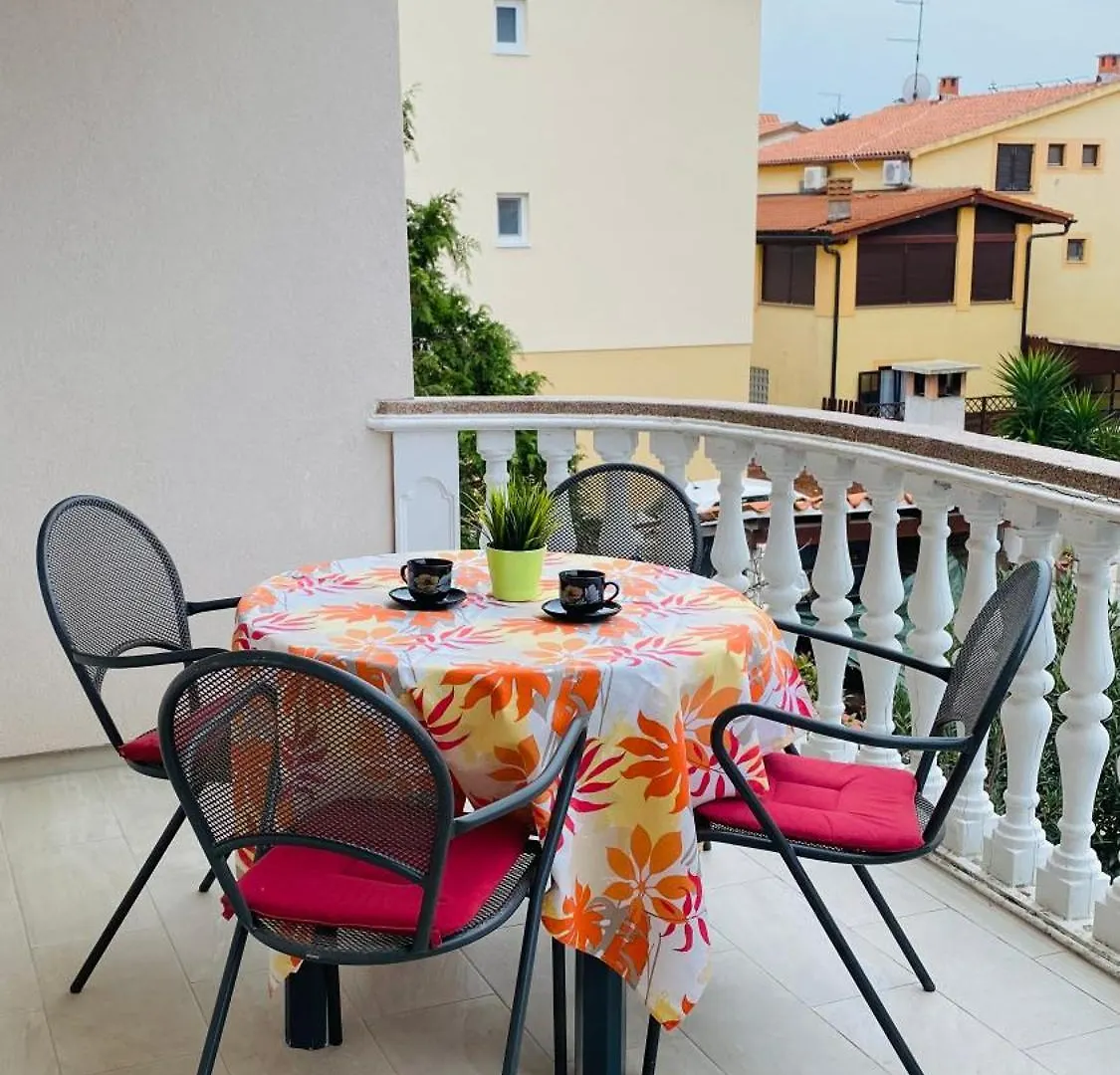 Great Holidays At Apartments Nada&Metti In Medulin
